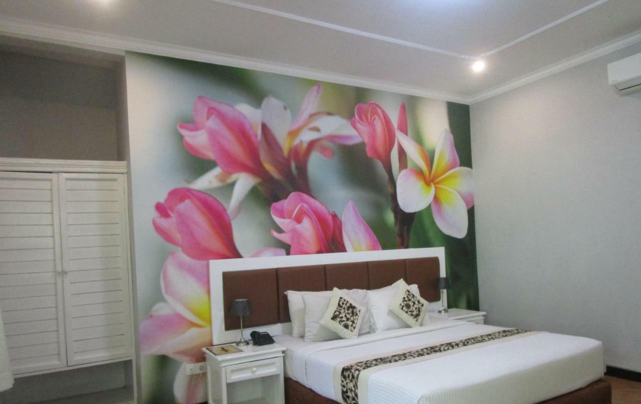 The Taman Ayu Otel Seminyak Dış mekan fotoğraf